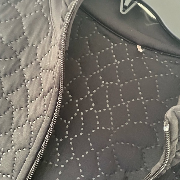 Super Soft Black Vest - Picture 2 of 5